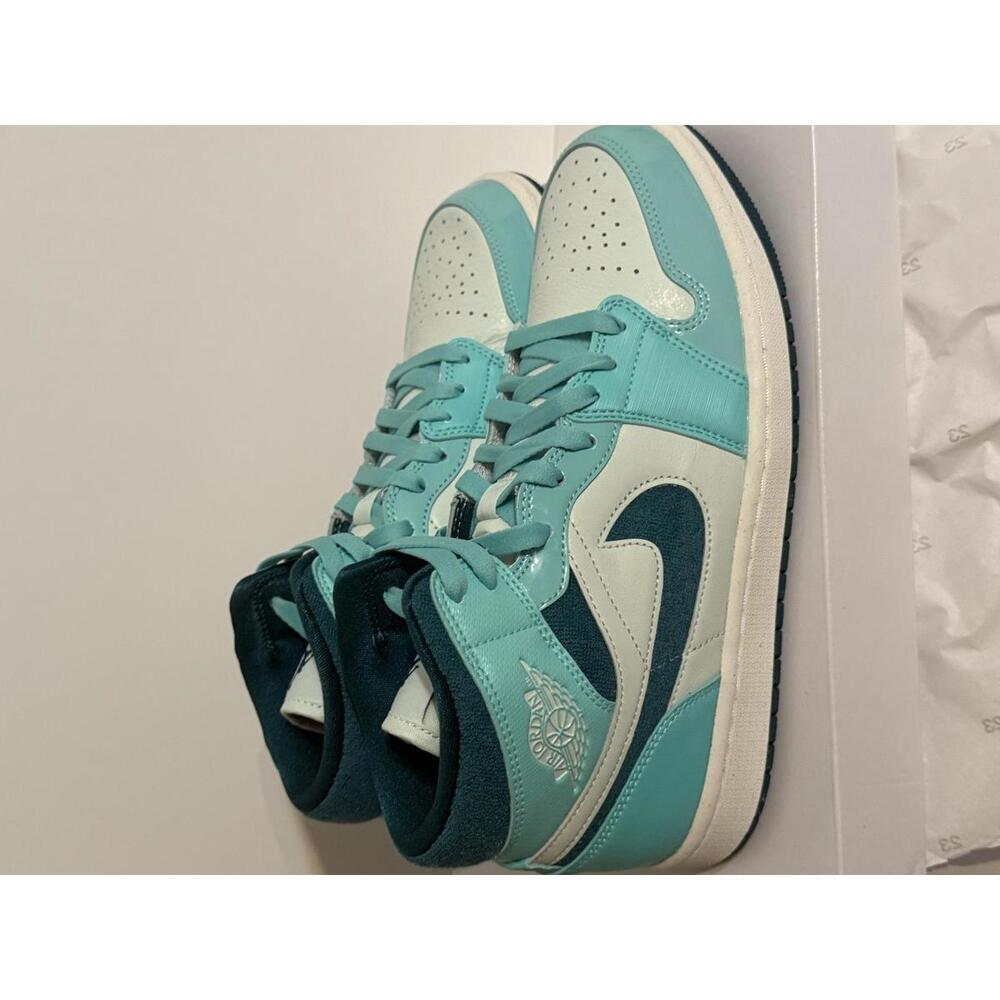 Jordan 1 Mid SE Chenille Bleached Turquoise Teal Aqua Womens 9.5 NWT Box - Picture 6 of 12